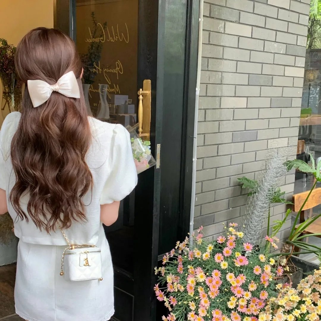 蓝色比尔街的沉默